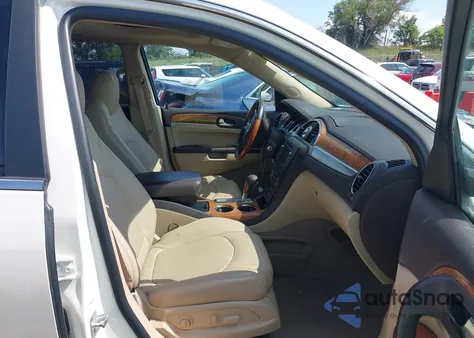 2010 Buick Enclave Cxl z USA, uszkodzony, nr VIN 5GALVCED3AJ259994